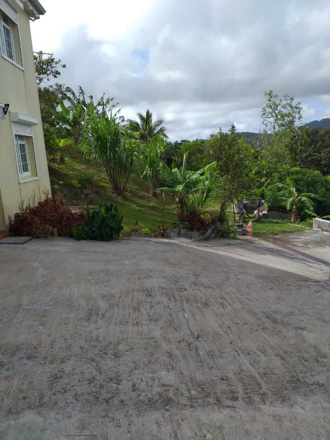 Ericka Et Francois Apartment Quartier Monplaisir Bagian luar foto